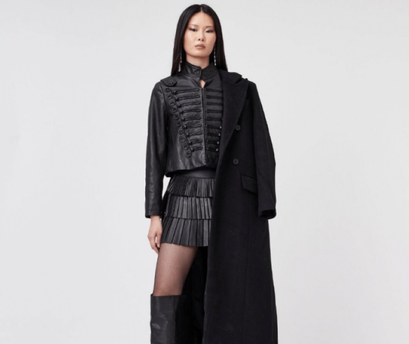 AllSaints apuesta por un invierno en clave rockera con su nueva colección