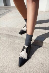 Con Hispanitas, de lo simple a lo sublime: cómo los zapatos de punta elevan tu estilo
