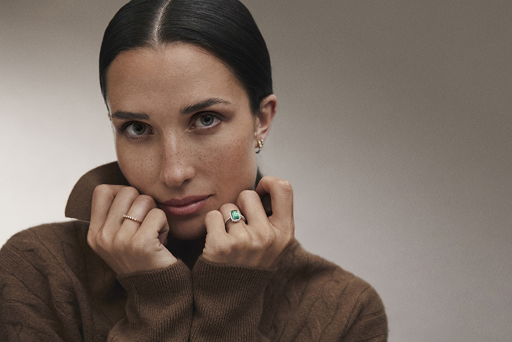 Diseño a medida para gemas únicas: así son las nuevas sortijas de esmeralda de Mumit