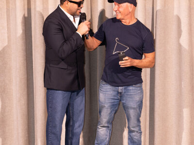 Custo Dalmau recibe el Premio Influencia Hispana en la Moda