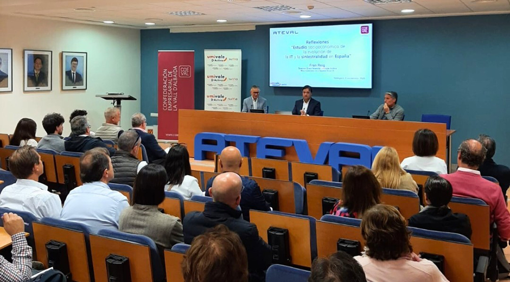 La Asociación de Empresarios Textiles de la Comunidad Valenciana (ATEVAL) señala que el absentismo laboral es un desafío creciente para las empresas textiles valencianas