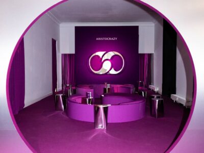 Aristocrazy celebra su imagen renovada en un espacio efímero e inmersivo que convierte su rebranding en una experiencia 360º