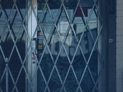 La Unión de Profesionales y Trabajadores Autónomos (UPTA) hace balance de 2025: en España cerraron 1.132 comercios al mes durante el pasado año