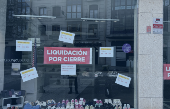 Enero vuelve a golpear al comercio español: 143 tiendas desaparecen al día según UPTA