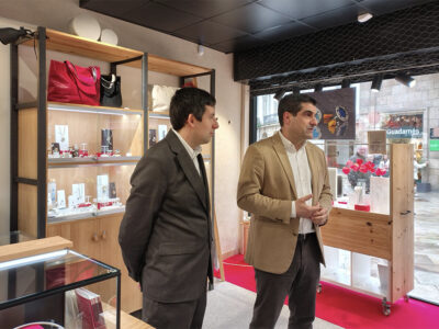 La Xunta de Galicia destaca en A Coruña el papel clave de los centros comerciales abiertos y refuerza su apoyo con una nueva orden de ayudas de 2,5 M€