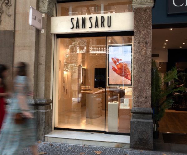 San Saru da el salto al retail y debuta con tienda propia en el corazón de Barcelona