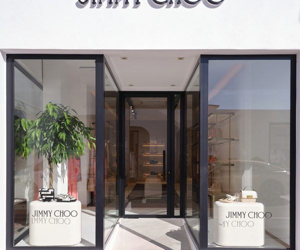 Jimmy Choo abre su nueva boutique en Puerto Banus