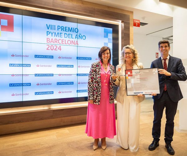 LOLA CASADEMUNT recibe el “Premio Pyme del Año de Barcelona 2024”