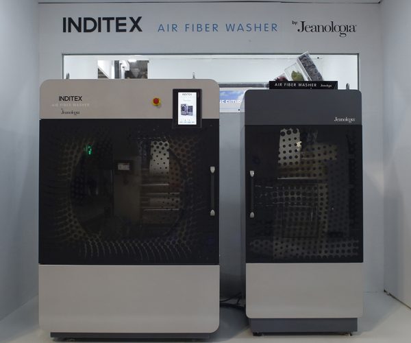 Inditex y Jeanologia desarrollan Air Fiber Washer, el primer sistema industrial de aire diseñado para reducir el desprendimiento de microfibras en textiles