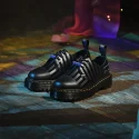 DR. MARTENS anuncia una nueva colección que celebra la insólita, poco convencional y descaradamente elegante Miércoles Addams