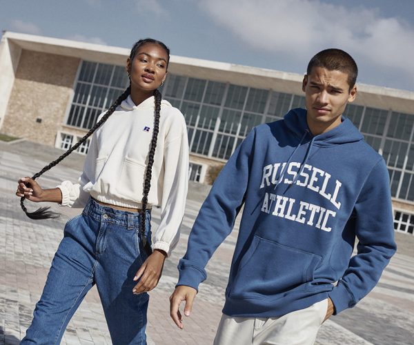 Vuelven las icónicas sudaderas americanas de Russell Athletic