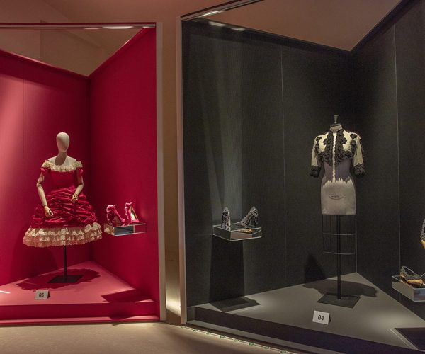 La Federación de Industrias del Calzado Español (FICE) califica de "éxito" la exposición ‘CRISTÓBAL BALENCIAGA | Shoes from Spain Tribute’ que se despide con más de 25.000 visitantes