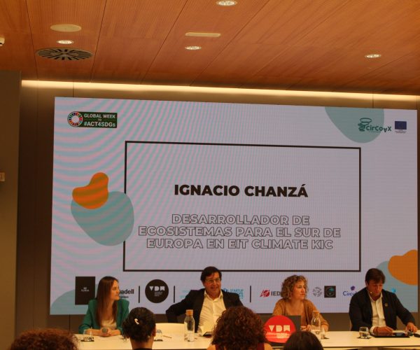 El proyecto europeo de CirCoAX by CircularInnoBooster con la iniciativa Nextextilegeneration gestionados por la Fundación Finnova celebran el encuentro “Innovando en la moda y textil”