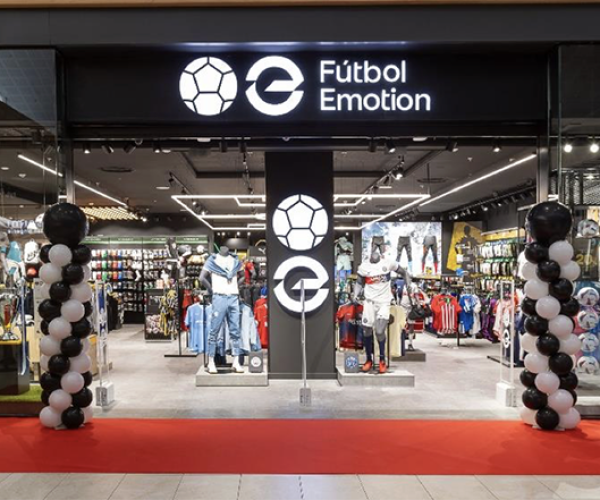 Fútbol Emotion abre en el centro comercial Garbera en San Sebastián siguiendo con su innovador concepto de tienda especialista en fútbol