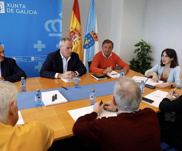 La Xunta de Galicia evalúa con Cointega estrategias de modernización e innovación en el sector textil