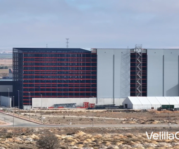 Velilla Group completa en un 90% la construcción de su centro logístico, el almacén de textil laboral más grande de España