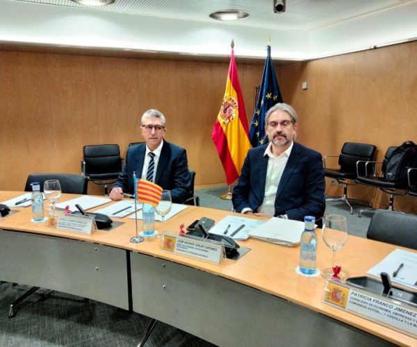 La Generalitat Valenciana pide que las industrias del sector cerámico y textil-acabados se incluyan en el nuevo Perte para la descarbonización que prepara el Gobierno central