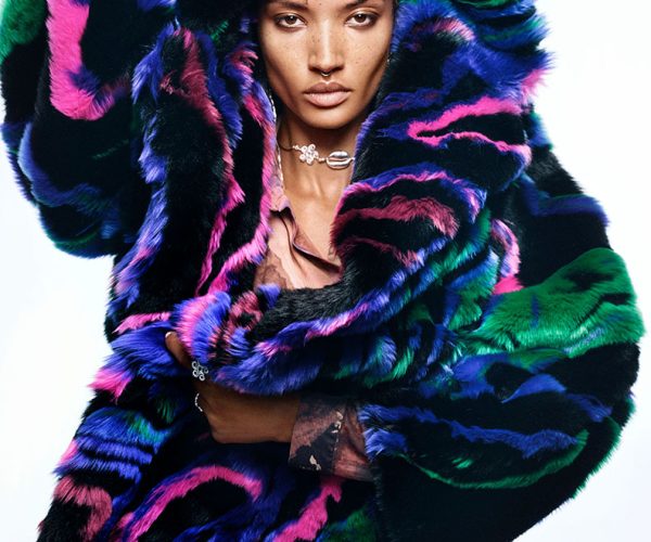 Desigual FW23 Campaign Extraordinary (4)