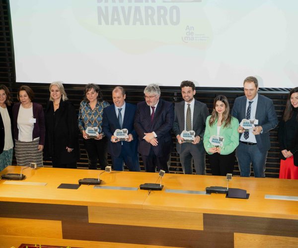 Andema galardona a los periodistas Mª José Pérez-Barco y Víctor Moreno en los I Premios Javier Navarro por su defensa de las marcas