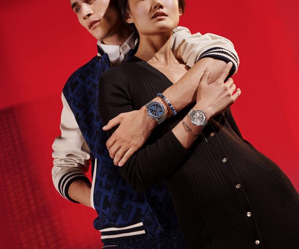 Volar cometa cómodo Condición previa Tommy Hilfiger presenta su nueva colección de relojes y joyas con nuevos  materiales, acabados y diseños - Ediciones Sibila