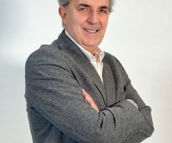 El presidente de la Asociación Nacional de Empresas del Sector Profesional de Peluquería y Estética (ANEPE), Javier del Rincón, protagoniza “Los Encuentros de Look” del próximo lunes