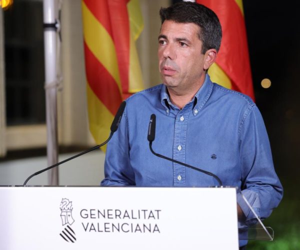 El presidente de la Generalitat Valenciana, Carlos Mazón, incluye diversas medidas para empresarios, trabajadores y auónomos en su declaracion insituticional