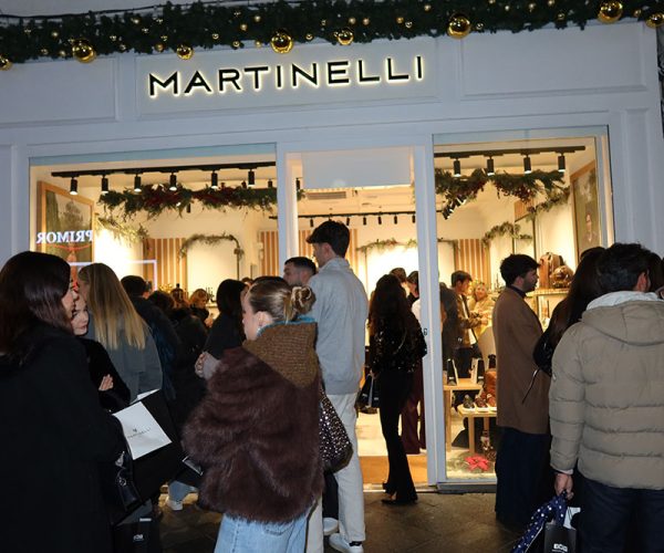 Martinelli inaugura su nueva tienda en Sevilla con las principales influencers de la capital andaluza