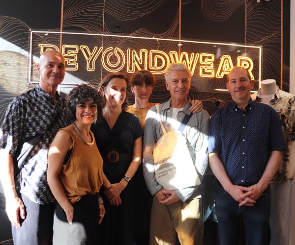 Beyondwear: la primera tienda de ropa vintage que va más allá de vestirse