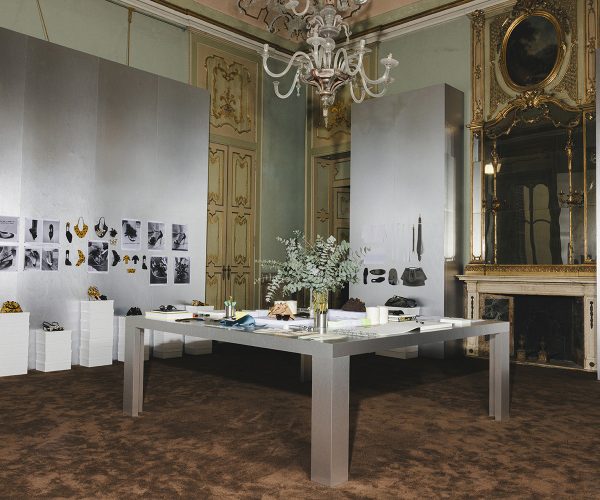 Jimmy Choo presenta su nueva colección Autumn 2026 durante la Fashion Week de Milán