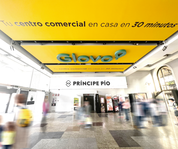 Klépierre Iberia y Glovo firman un acuerdo pionero para dar impulso al delivery en sus centros comerciales