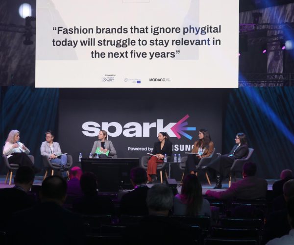 Moda y tecnología se dan la mano: el Clúster MODACC e ISE inician una alianza estratégica con “Where Fashion Meets Digital Experience”