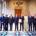 El fundador de Mango, Isak Andic, recibe la Medalla d'Or de la Generalitat de Catalunya a título póstumo