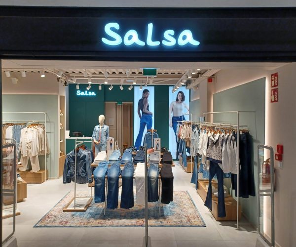 Salsa refuerza posicionamiento en la apertura de una nueva tienda en Tarragona - Ediciones Sibila