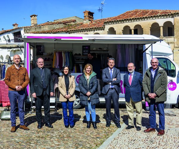 Raquel Sánchez Silva presenta el proyecto 'Moda re- en ruta'