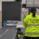 Formació i Treball impulsa el reciclaje textil del futuro con la incorporación pionera de sistema de clasificación con IA