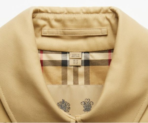 Burberry x Vestiaire Collective, la nueva colaboración que permitirá dar una segunda vida a las prendas de la marca británica