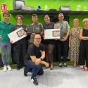 Diseñadores de todas las edades se sumergieron en el mundo del calzado 2D y 3D, dando vida con su imaginación a piezas únicas en la I Footwear Design Jam, que fue organizada por la Asociación Valenciana de Empresarios del Calzado (Avecal) y 3DSOUL el pasado fin de semana. El talento y la creatividad acompañaron a estos artistas durante la maratón creativa de diseño de calzado desarrollada en Elda.