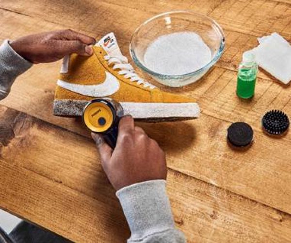 Philips Domestic Appliances lanza el Limpiazapatillas de Philips para cuidar de nuestras sneakers