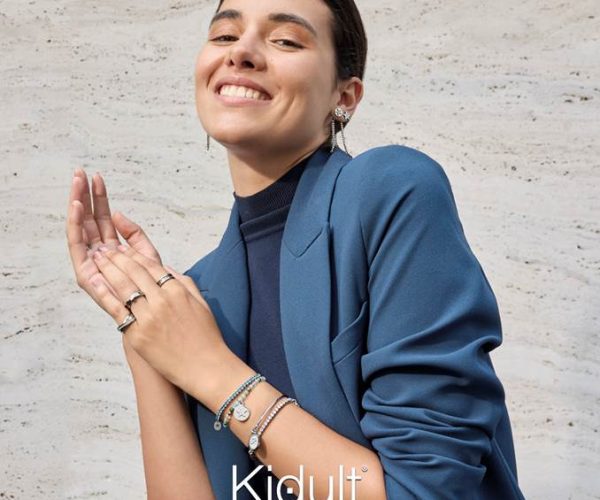 Kidult presenta los esperados anillos y pendientes: el look total que todos esperábamos