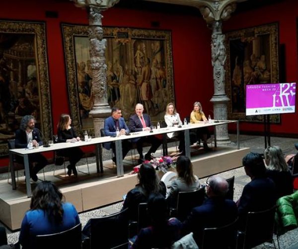 La Federación de Industrias Textiles y de la Confección de Aragón (FITCA) presenta las novedades de la quinta edición de la Aragón Fashion Week 2023