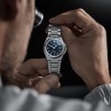 IWC Schaffhausen presenta el Ingenieur Automático 40 con esfera azul