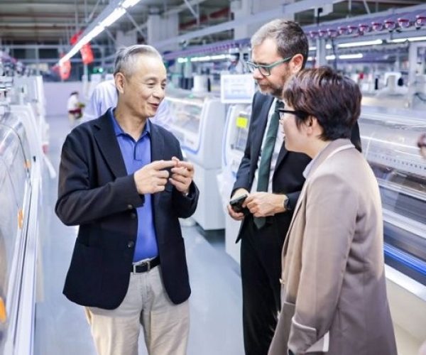 La empresa china Shanghai Jingqingrong Garment abrirá en Cataluña su primera planta de producción en el extranjero